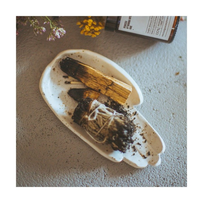 palo-santo-kadzidlo-eko-bwmcosmetics.jpg